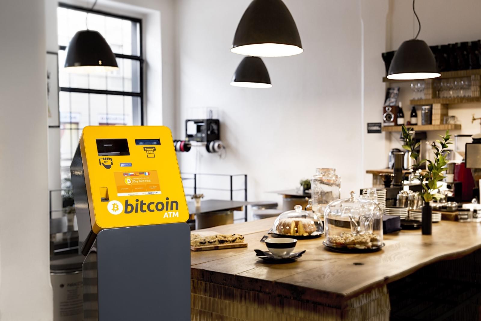 Bitcoin, in Italia arriva il bancomat delle criptovalute