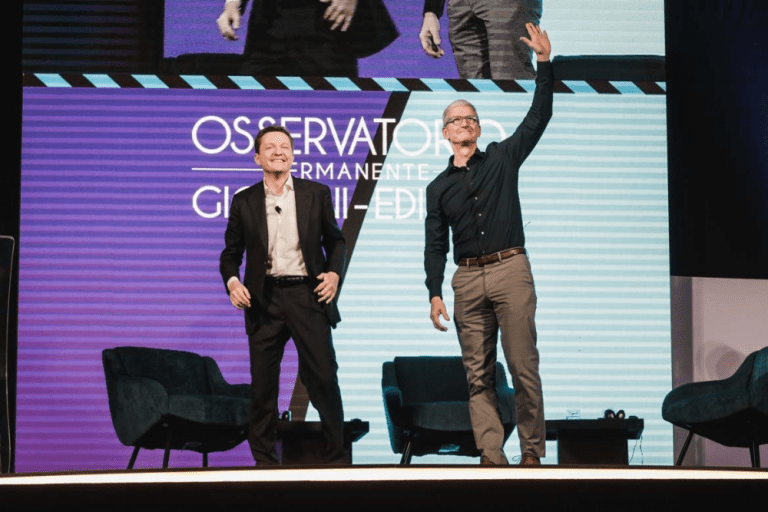tim cook
