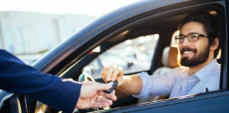 Motum, noleggio auto lungo termine e non solo: perché comprarla se puoi noleggiarla? noleggio auto a lungo termine