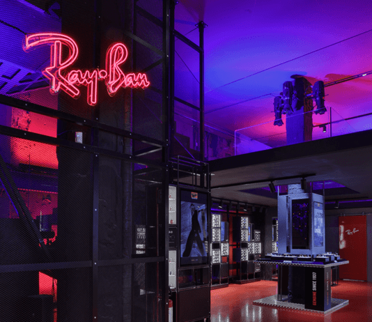 Facebook e EssilorLuxottica insieme per gli smart glasses: “I primi Ray-Ban hi-tech nel 2021” EssilorLuxottica