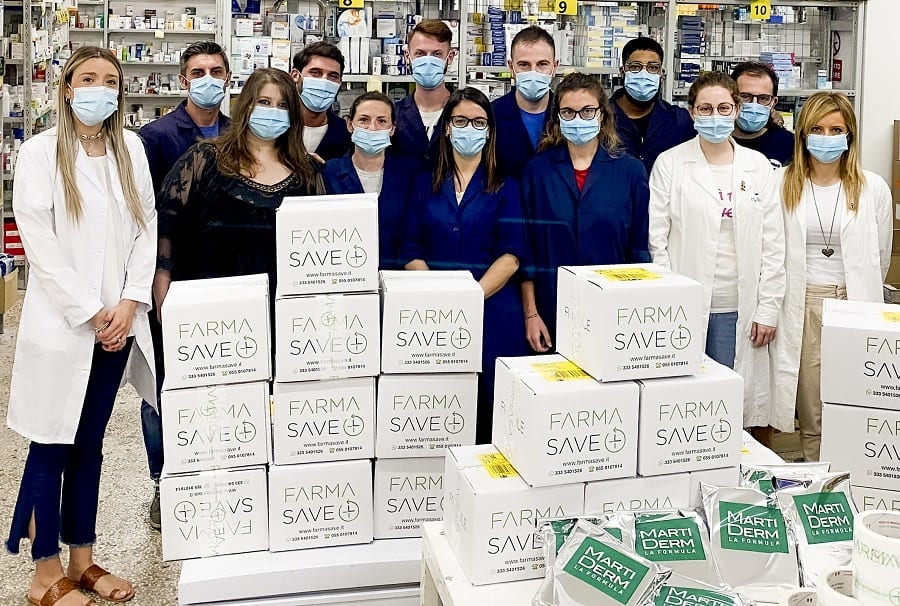 Il team di Farmasave farmacia online