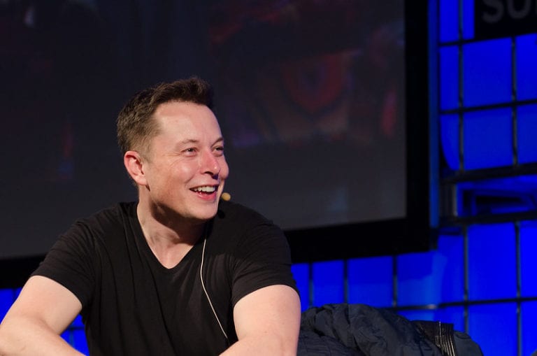 elon musk tesla bitcoin beneficenza