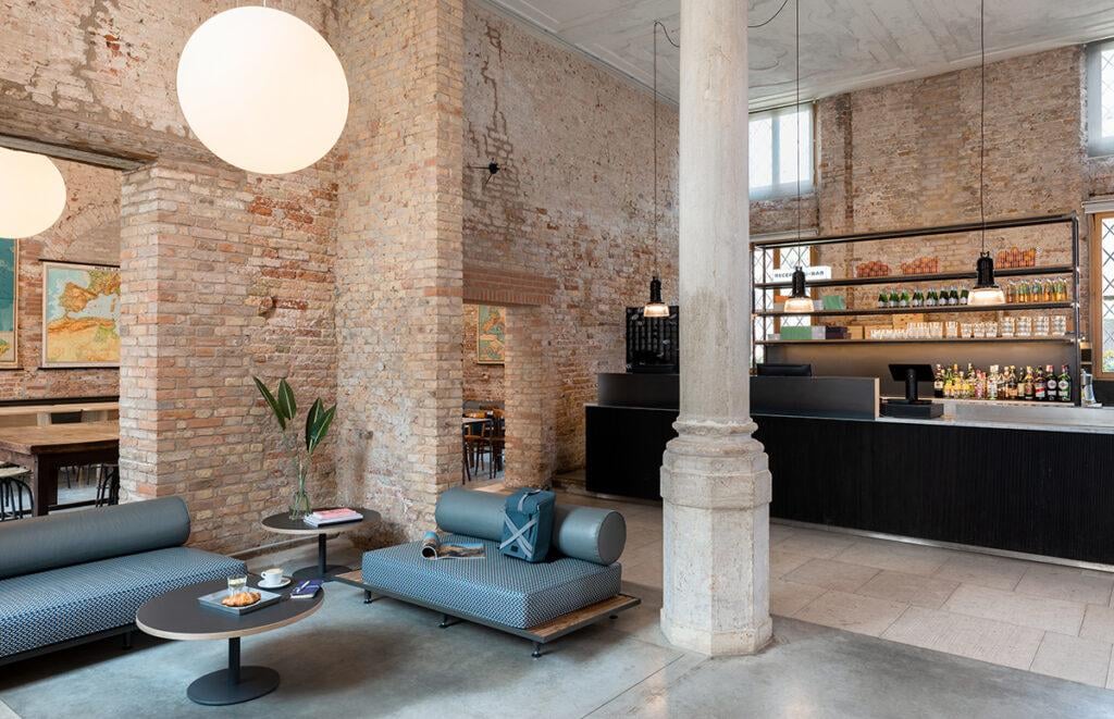 Combo, Venezia