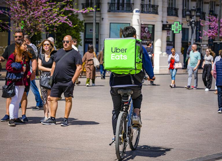 UBER EATS