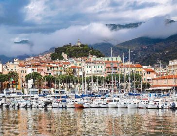 Photo cover: villlamania - licenza CC BY 3.0), via Wikimedia Commons