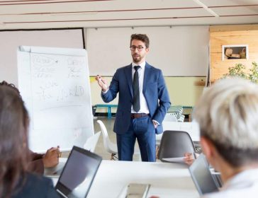 iStock-MangoStar-Studio-startup-ok