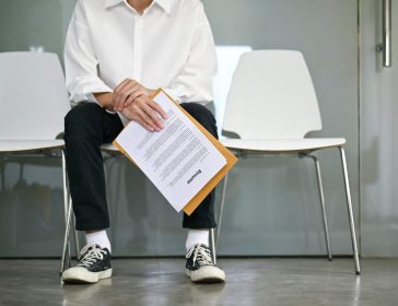 lavoro-iStock-BongkarnThanyakij-ok