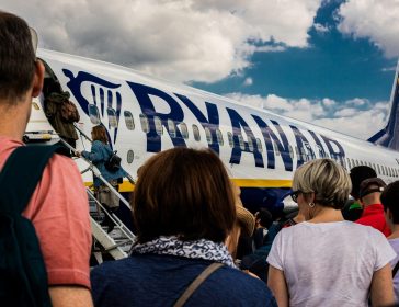 portuguese-gravity-zIgOmT-mdQk-unsplash